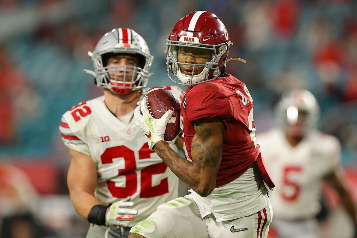 DaVonta Smith Blitz.jpg